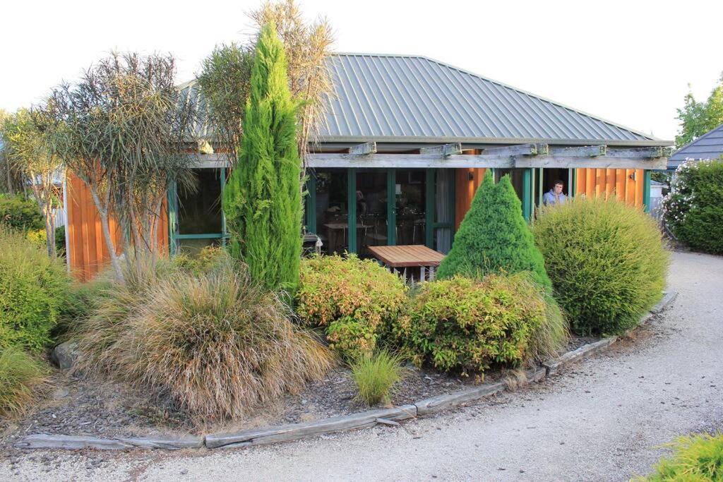 Villa Popular Family And Pet Friendly Modern Cosy Bach Wifi Hanmer Springs Exterior foto