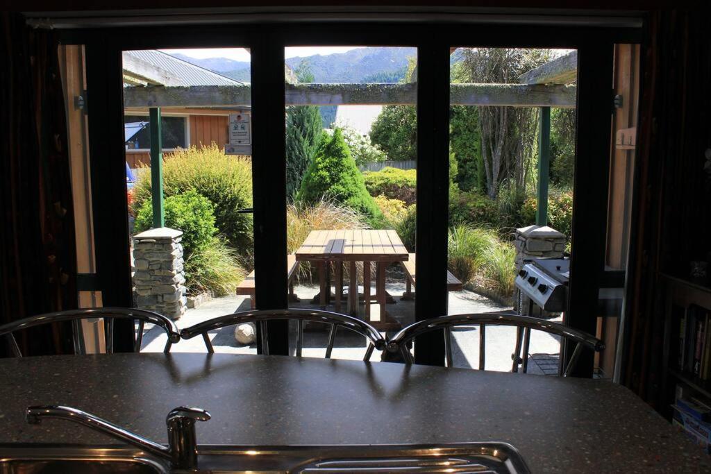 Villa Popular Family And Pet Friendly Modern Cosy Bach Wifi Hanmer Springs Exterior foto